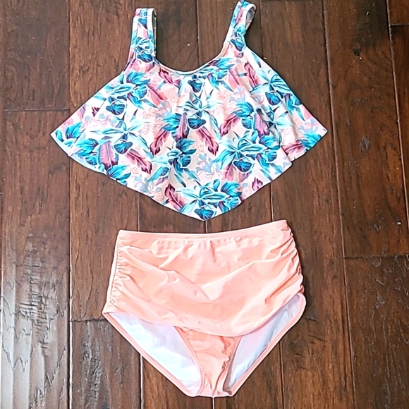 Unknown Brand women's 2 piece swimsuit size Small - Picture 1 of 4